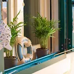 Apartmán Luxury Two-bedroom By The Sea U Kalu Postira