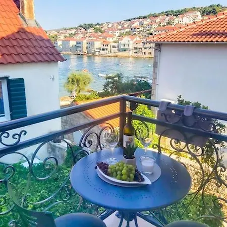 Apartman Luxury Two-bedroom By The Sea U Kalu