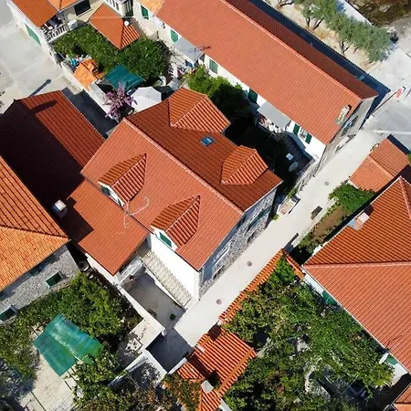Apartment Luxury Two-bedroom By The Sea U Kalu Postira