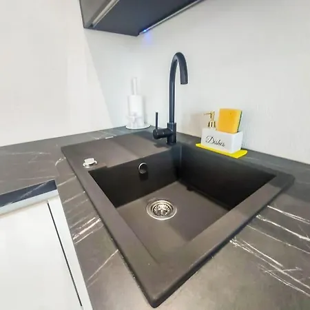 Apartman Luxury Two-bedroom By The Sea U Kalu