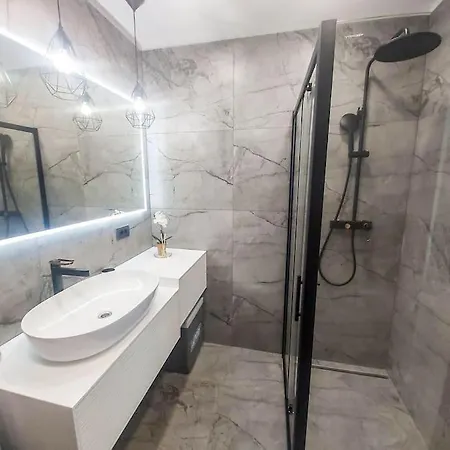 Apartment Luxury Two-bedroom By The Sea U Kalu Postira