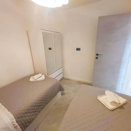 Apartment Luxury Two-bedroom By The Sea U Kalu Postira